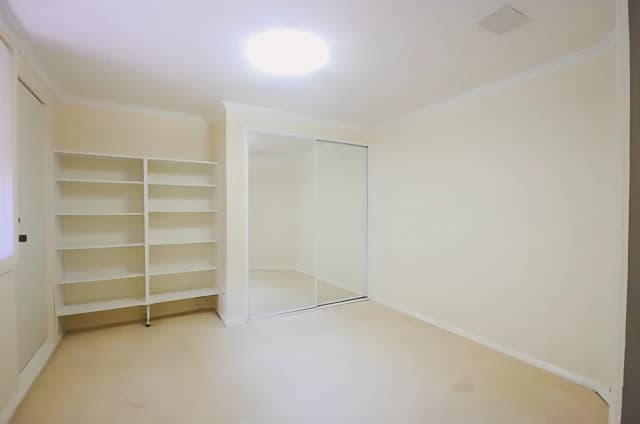 2Bedrooms, 1Bathrooms