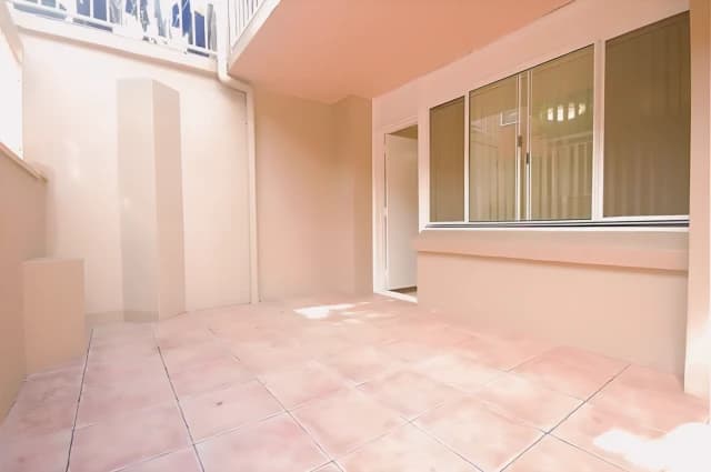 2Bedrooms, 1Bathrooms