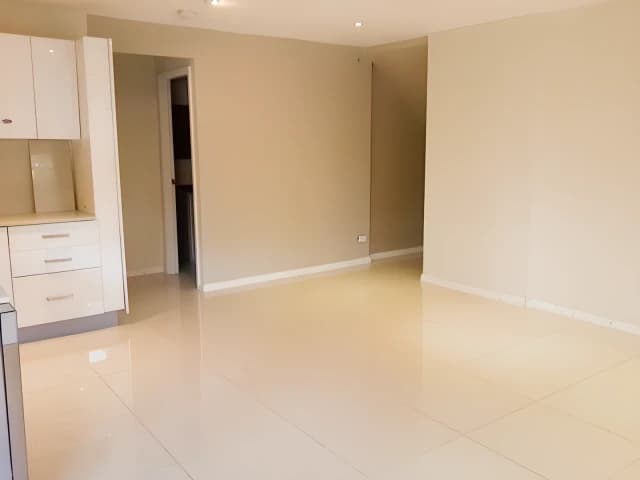 2Bedrooms, 1Bathrooms