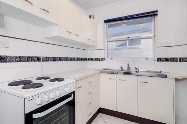 1Bedrooms, 1Bathrooms