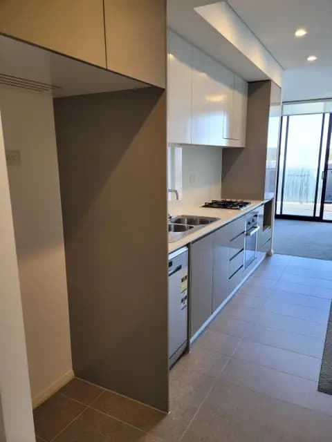 1Bedrooms, 1Bathrooms