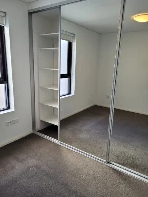 1Bedrooms, 1Bathrooms