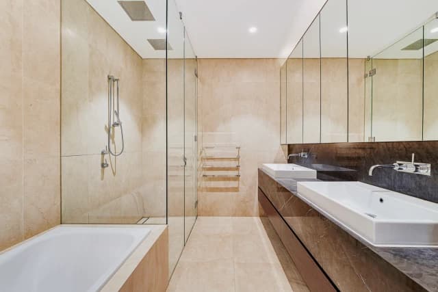 3Bedrooms, 3Bathrooms