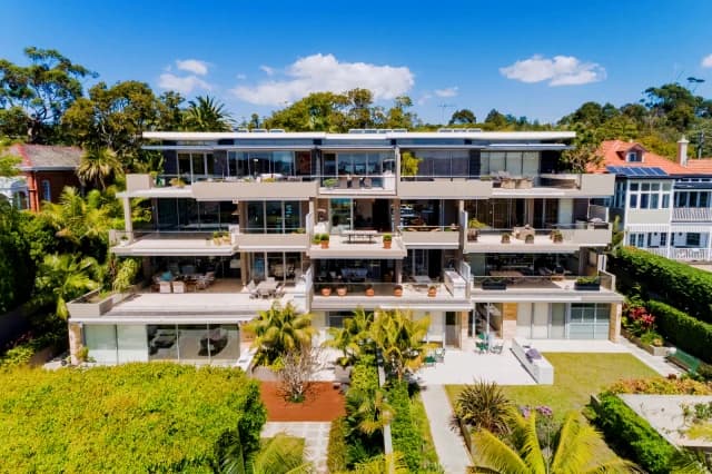 3Bedrooms, 3Bathrooms