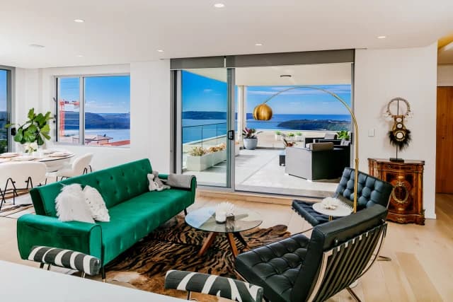 3Bedrooms, 2Bathrooms