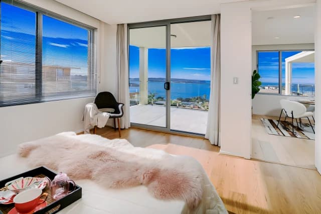 3Bedrooms, 2Bathrooms