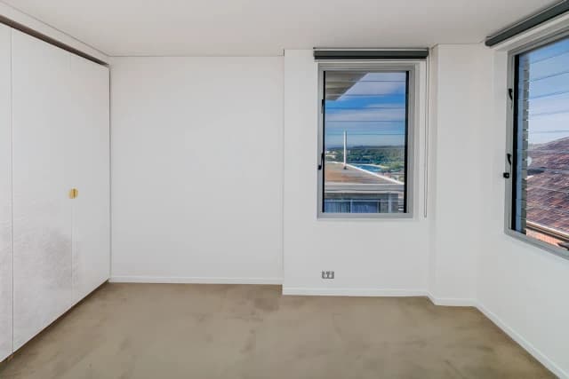 3Bedrooms, 2Bathrooms