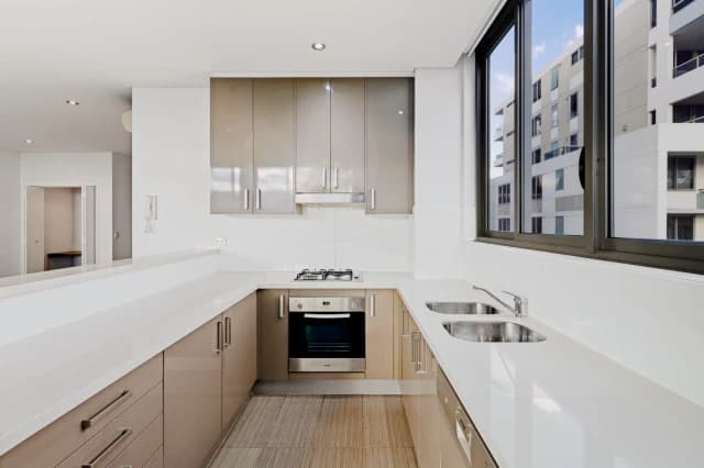 2Bedrooms, 2Bathrooms