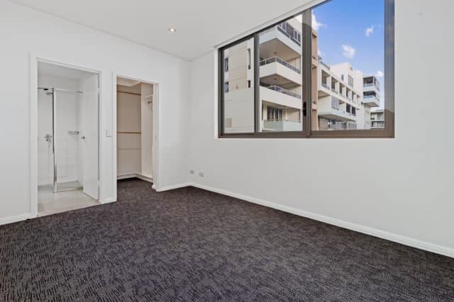 2Bedrooms, 2Bathrooms