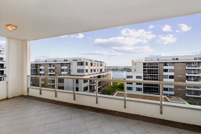 2Bedrooms, 2Bathrooms
