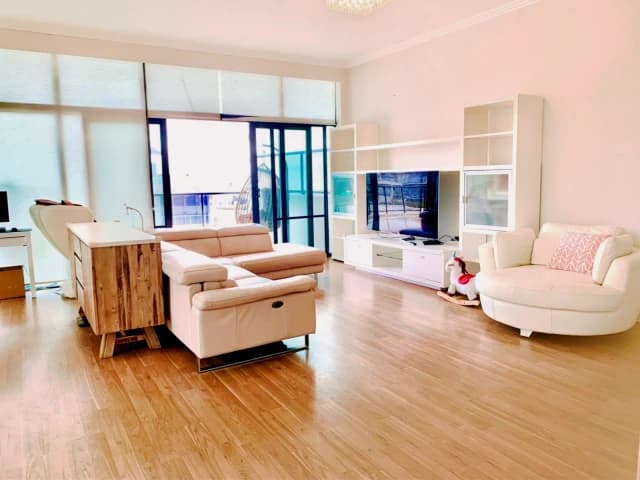 2Bedrooms, 2Bathrooms