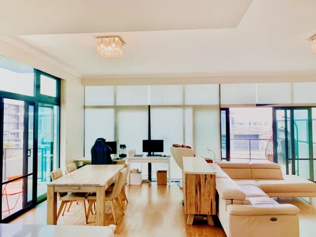 2Bedrooms, 2Bathrooms