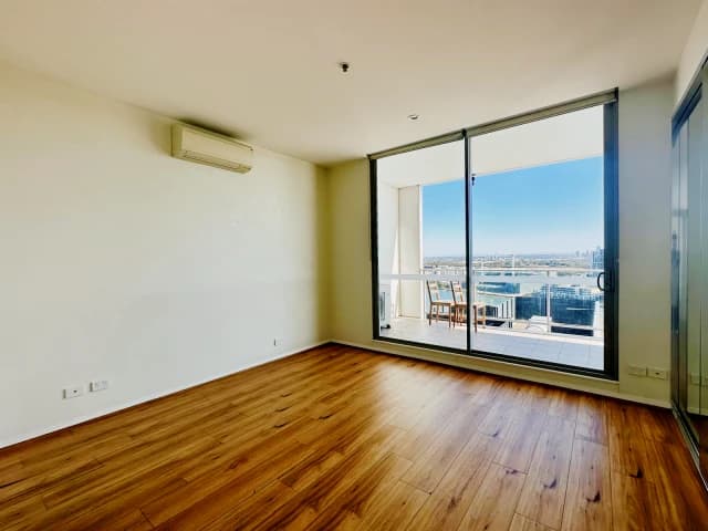 2Bedrooms, 2Bathrooms