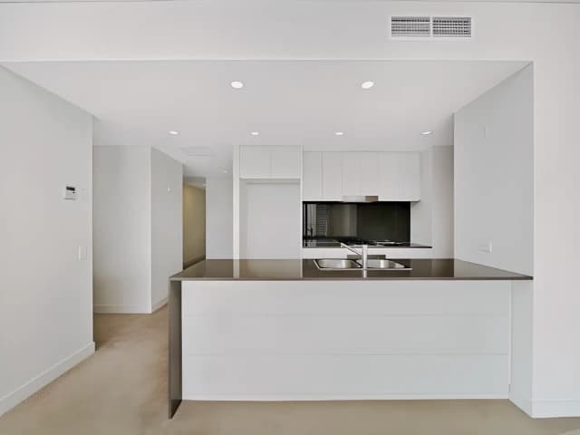 2Bedrooms, 2Bathrooms
