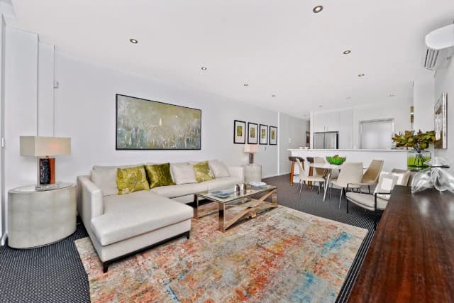2Bedrooms, 2Bathrooms