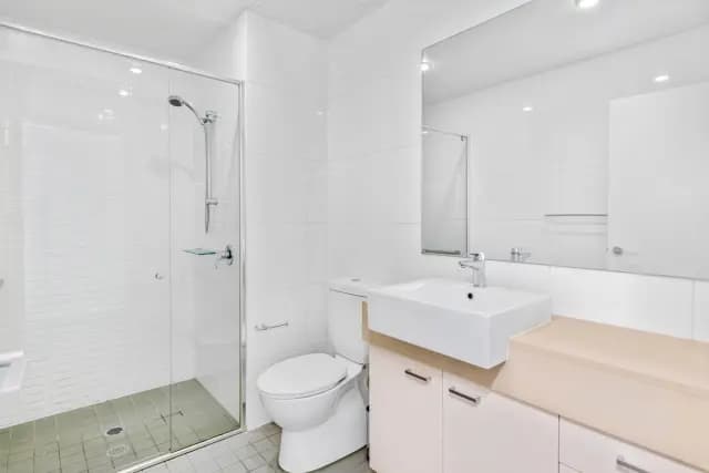 3Bedrooms, 2Bathrooms