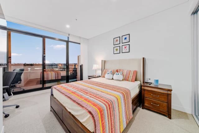 2Bedrooms, 2Bathrooms