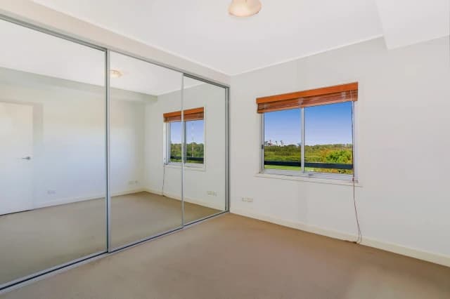 2Bedrooms, 1Bathrooms