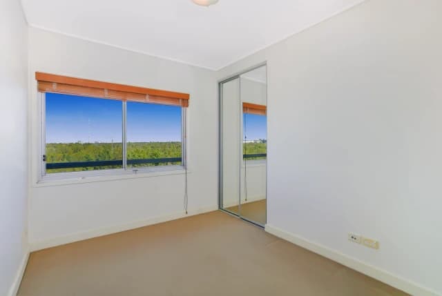 2Bedrooms, 1Bathrooms