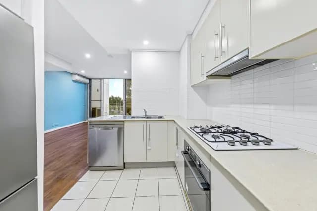 2Bedrooms, 2Bathrooms