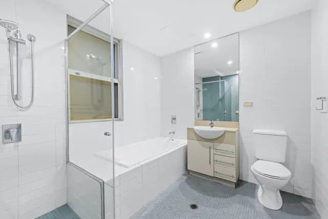 2Bedrooms, 2Bathrooms