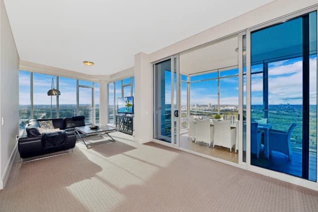 3Bedrooms, 2Bathrooms