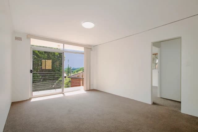 2Bedrooms, 1Bathrooms