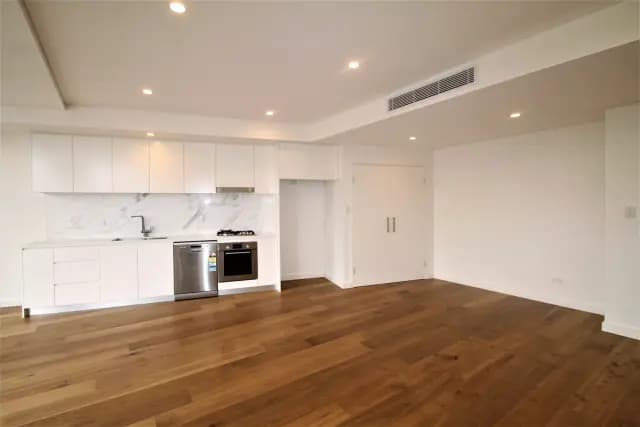 1Bedrooms, 1Bathrooms