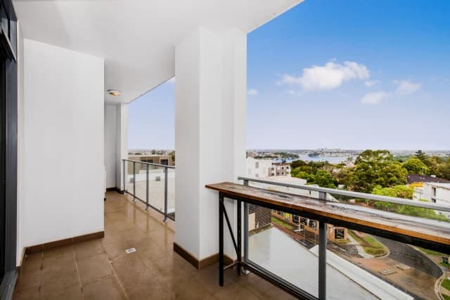 1Bedrooms, 1Bathrooms