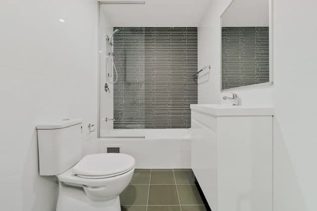 2Bedrooms, 2Bathrooms