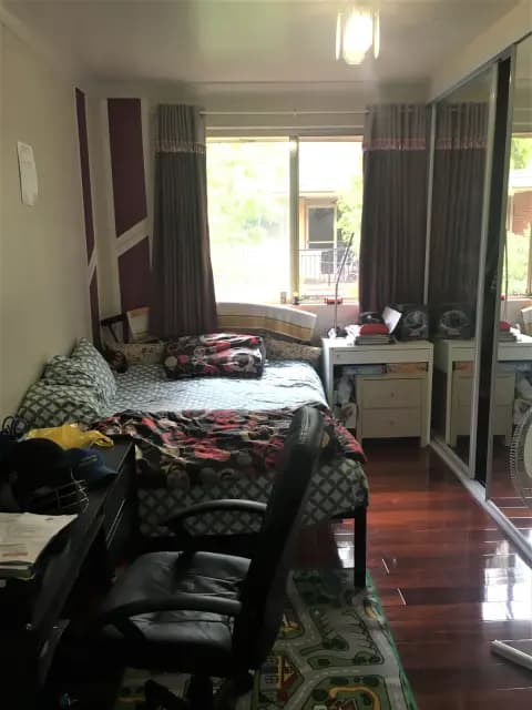 2Bedrooms, 1Bathrooms