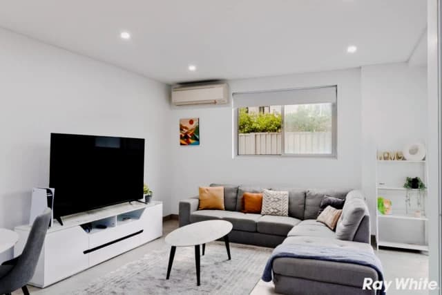 1/12 Belinda Place,Mays Hill,New South Wales 2145