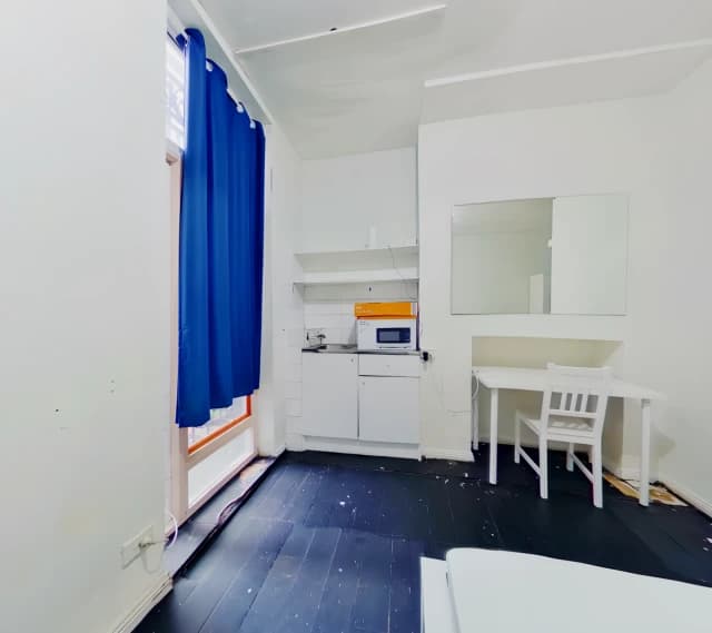 Room 2 (Studio)