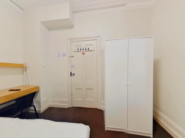 Room B1