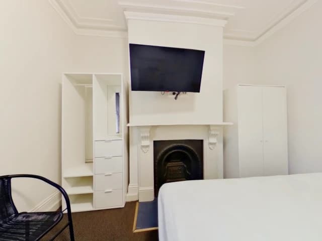 Room B1