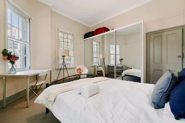 Room 4