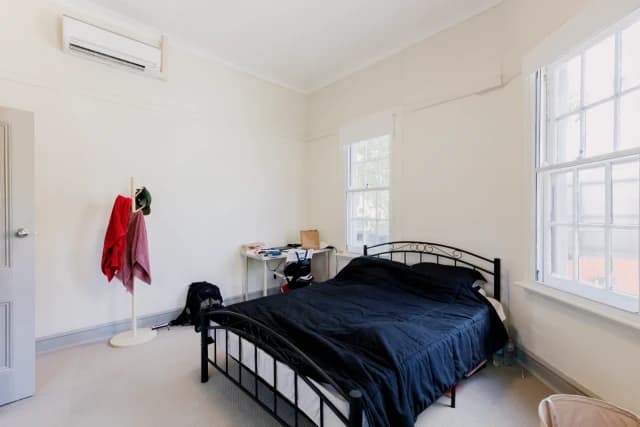 Room 4
