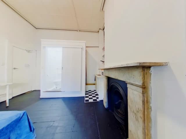 Room7