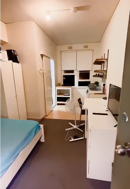 Room 13