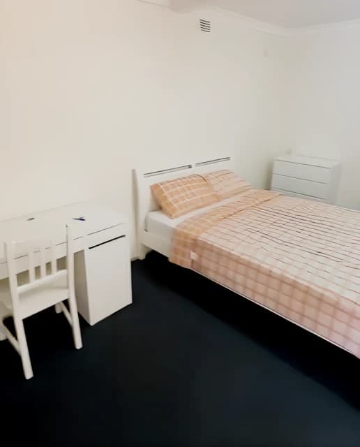 Room10