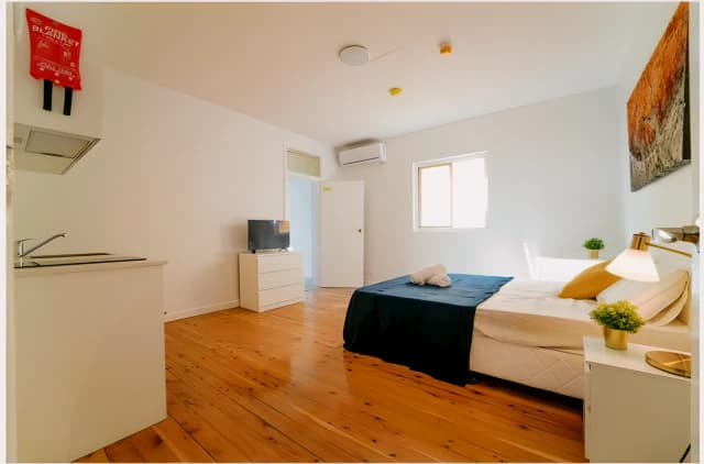 Room 5