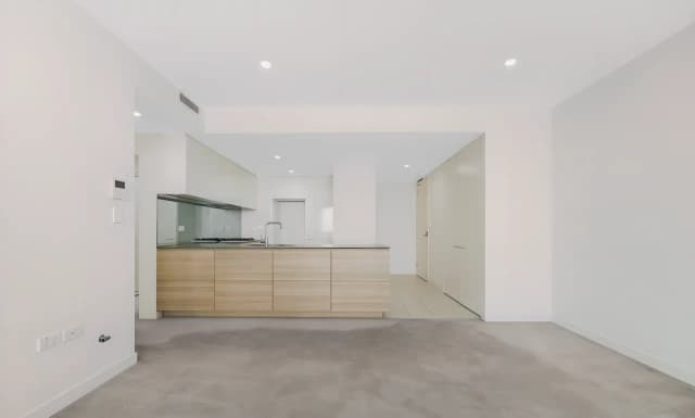 2 bed 2 bath*301