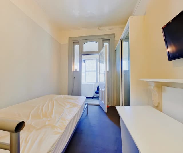 Room 13