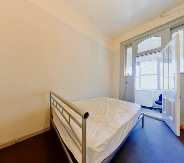 Room 13