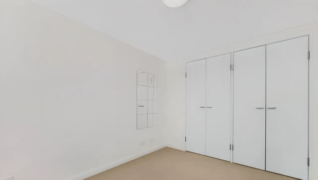 12-14 Queens St