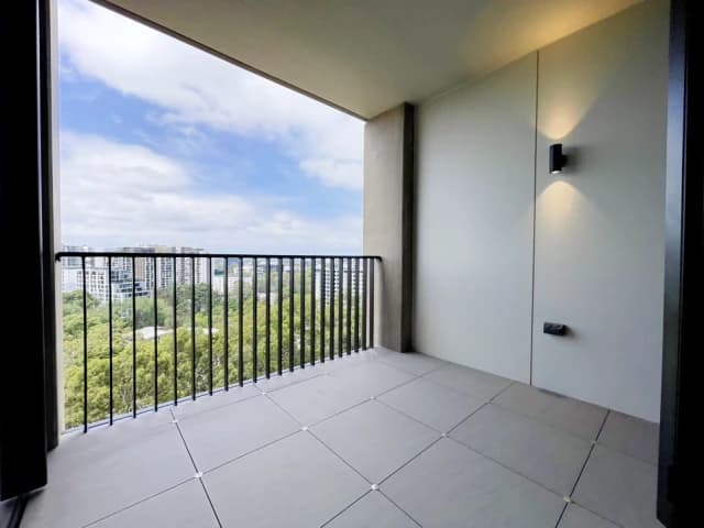 1 Ivanhoe Place
