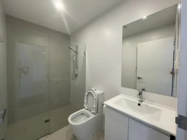 2 bed 2 bath*205