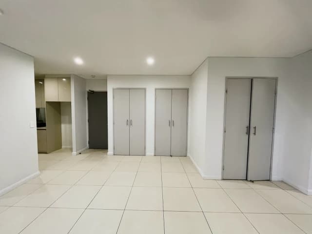 3 bed 2 bath*256