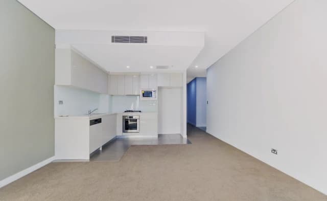 2 bed 2 bath*415