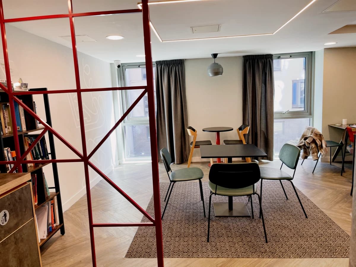 iQ Knight House image